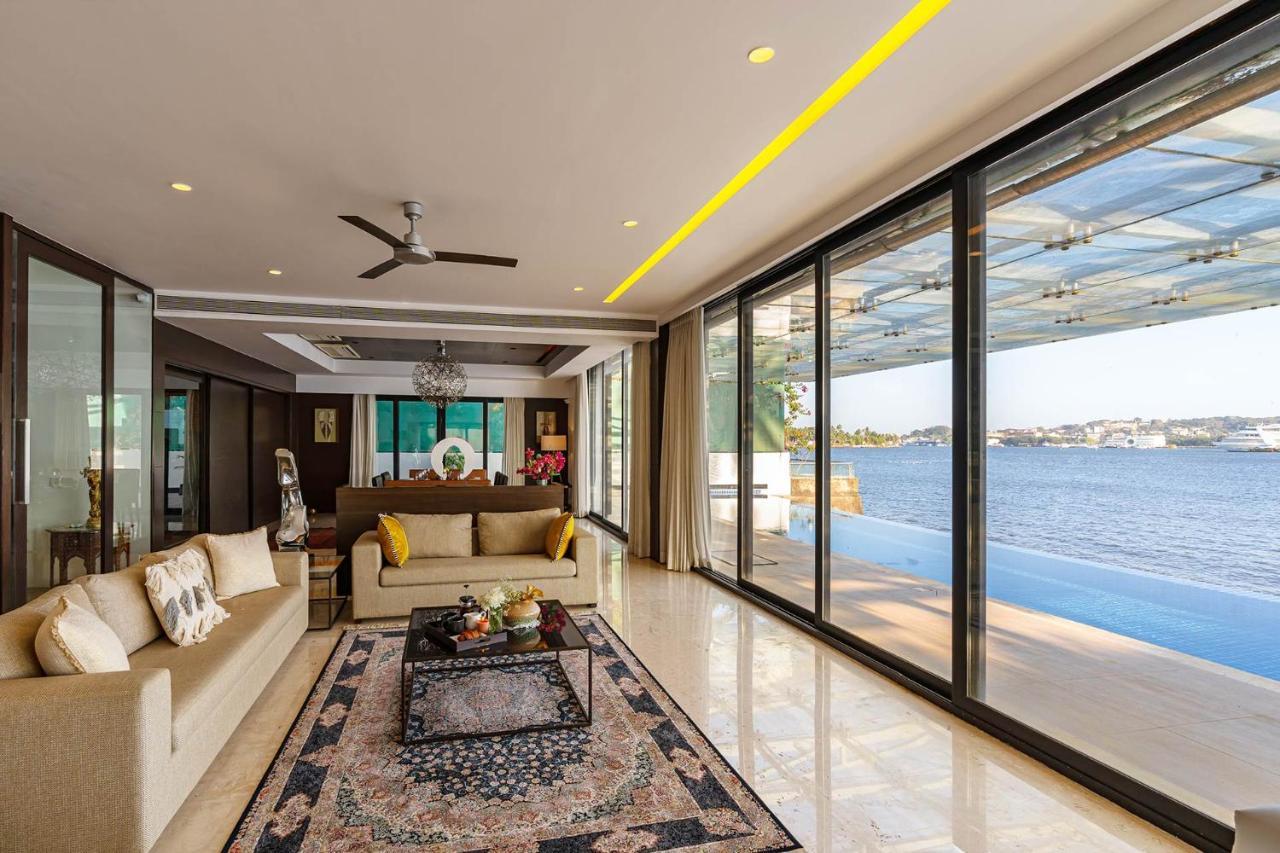 Oceanic Sunsets With River View, Comp Breakfast & Infinity Pool At Stayvista Verem Extérieur photo